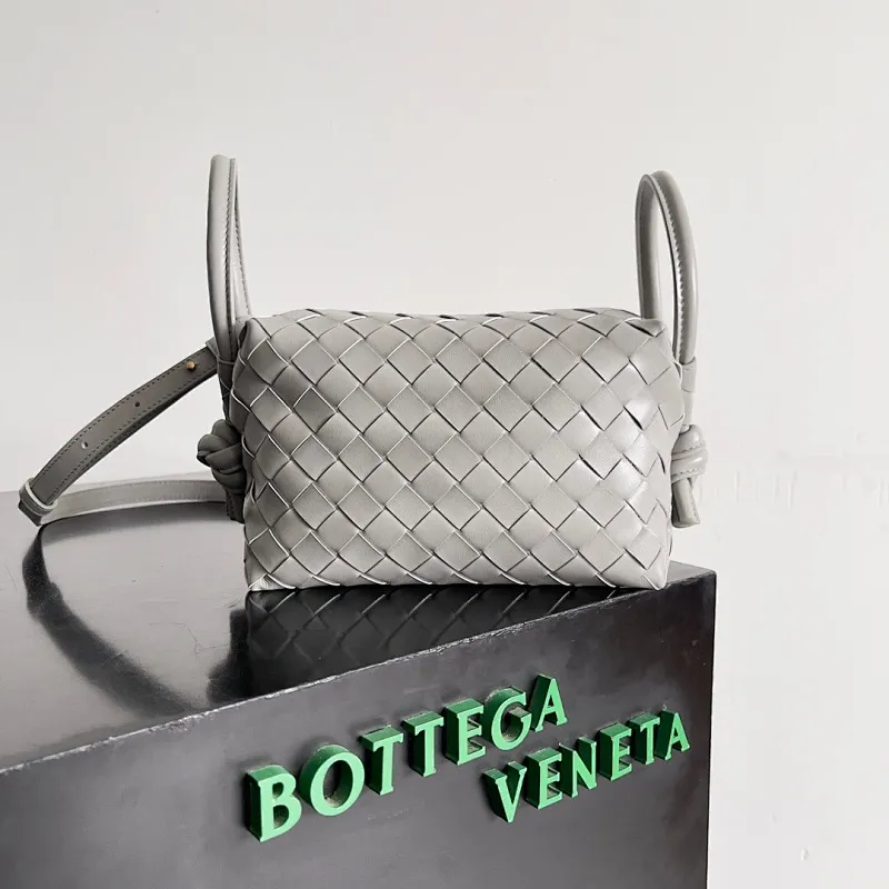 All categories 💚 Authentic bags 💚 BV 2025 new BV crossbody bag